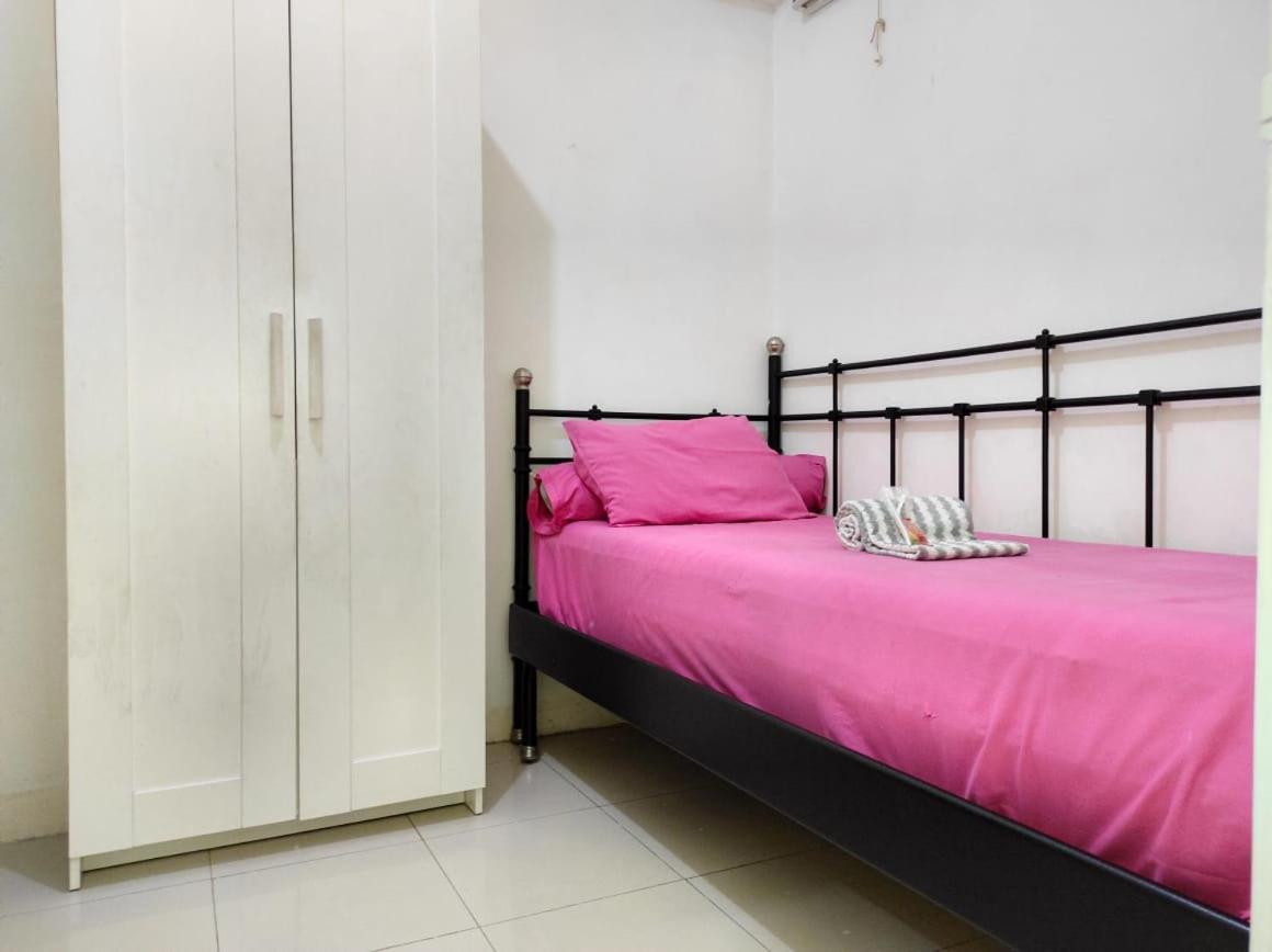 Apartemen Bassura City By Globy Property Giacarta Esterno foto